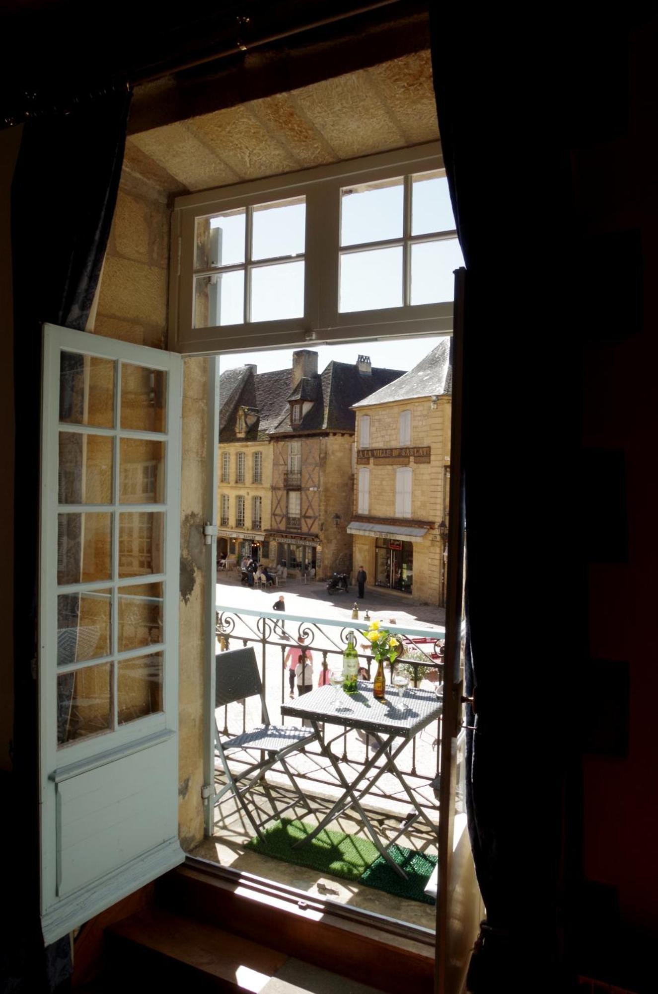La Pivoine Apartment Sarlat-la-Caneda Luaran gambar